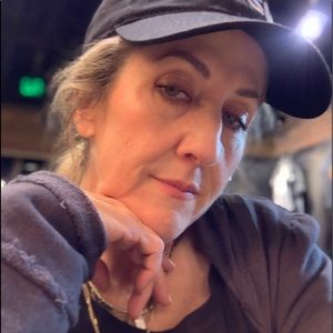 Meet your Posher, Jean